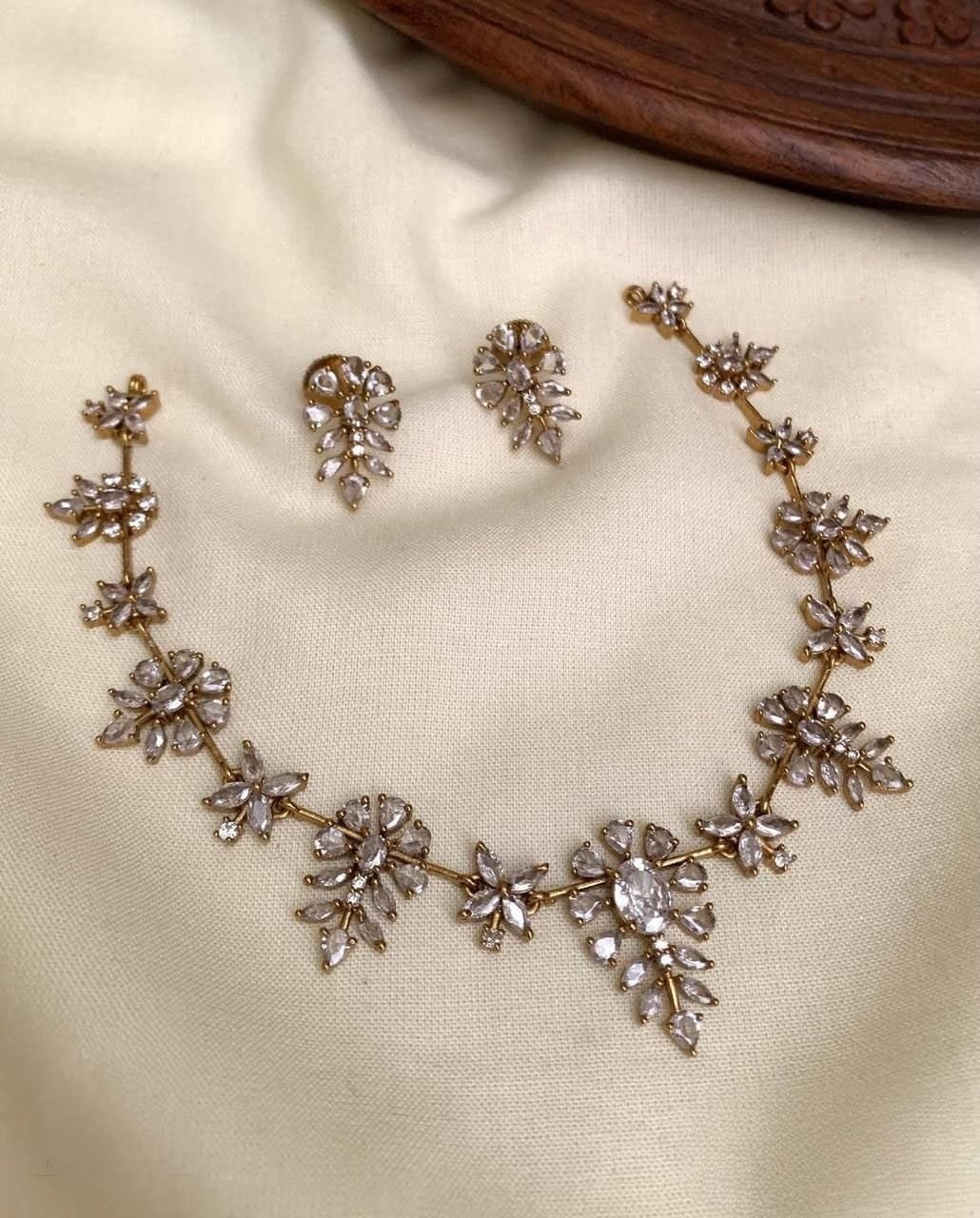 elegant floral crystal statement necklace set with matching earrings for women elegant floral crystal statement necklace set with matching earrings for women